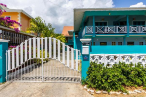 Beach House In Crown Point- walk to the beach